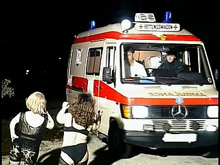 Blistering Lilliputian sluts drag inflate guy's gadgetry in an ambulance