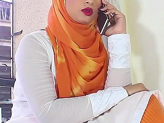 سلما XXX مسلمان لڑکی ، اتارنا shacking up دوست ہندی آڈیو گندا