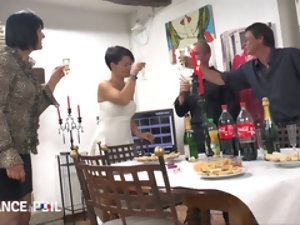 parti ulang tahun perancis bertukar masuk ke pesta satu