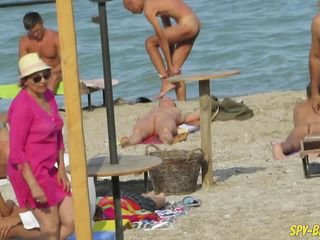 Olgun Çıplaklar amatörler Plajı Voyeur - MILF Yakın Çekim Pussy